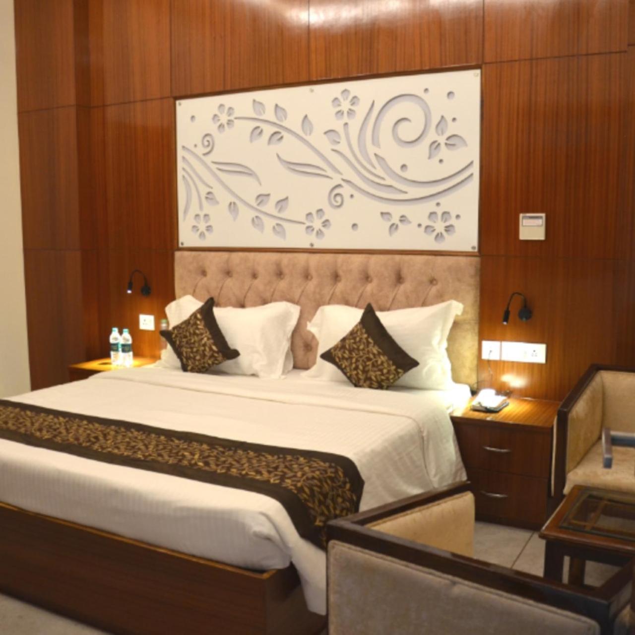 Fabhotel Roselle Inn Lucknow Exterior photo